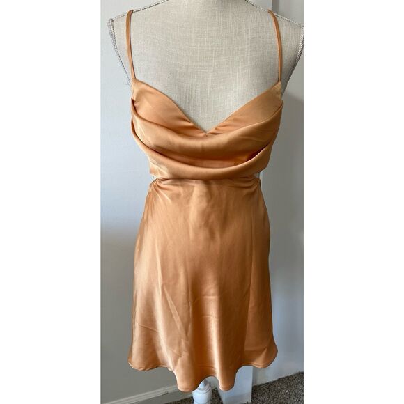 Mable Dress - Picture 3 of 5